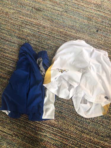 2 Shorts