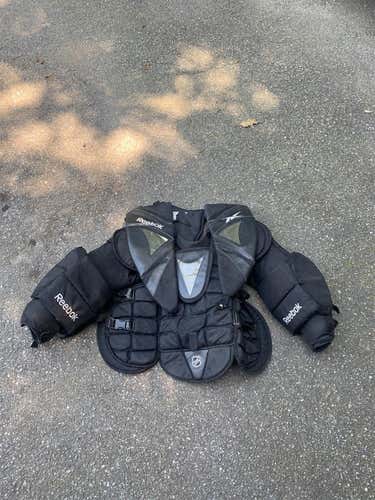 11K Goalie Chest Protector Senior Pro Stock