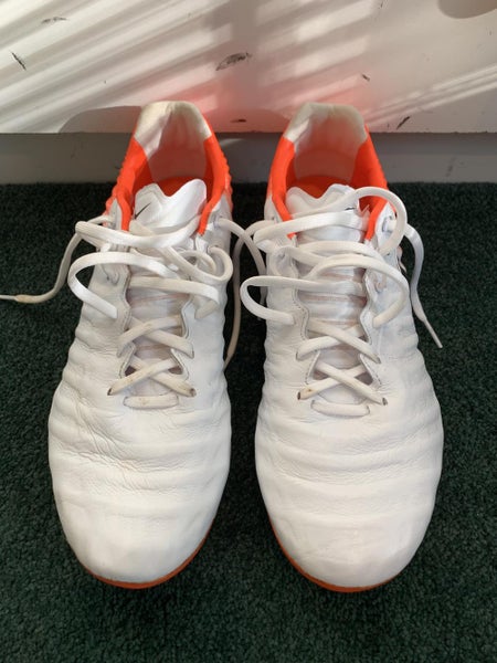Nike Legend 7 Pro FG Cleats