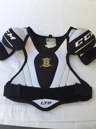 CCM Shoulder Pads Youth