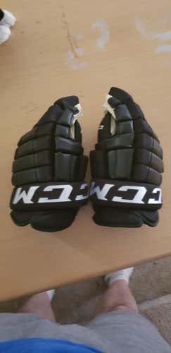 New CCM HG98 Gloves Senior Pro Stock