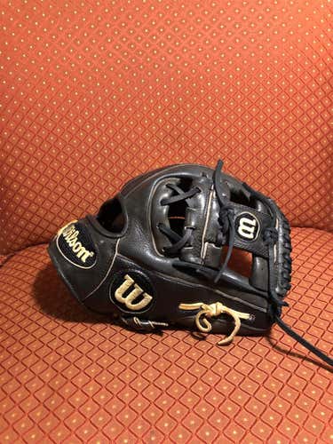 A2000 Baseball Glove