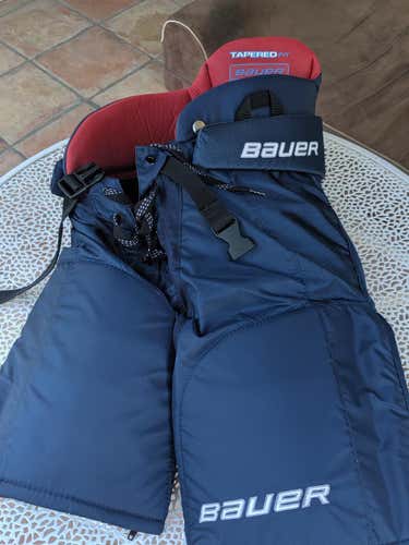 Like New Women's Bauer Vapor X80 Hockey Pants Small