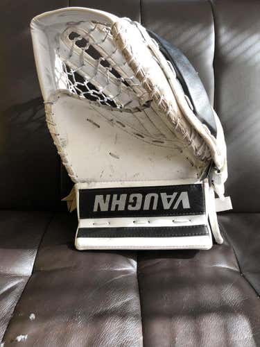 Vaughn Goalie Glove
