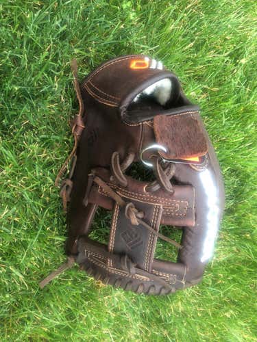 New Nokona X2 Elite X2-1150 Baseball Glove