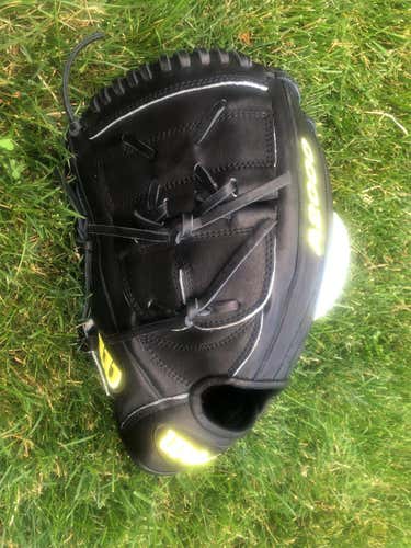New Wilson A2000 Clayton Kershaw Model Baseball Glove Adult