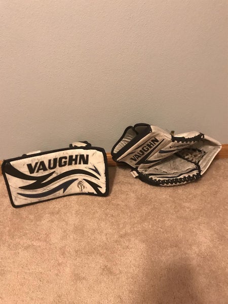 Velocity 7250 Goalie Glove & Blocker Regular Intermediate Pro Stock