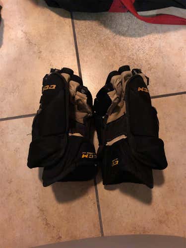 CCM Gloves  Pro Stock