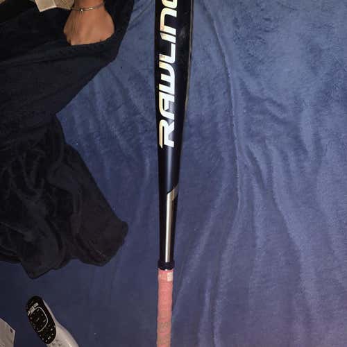 2016 Rawlings Velo Bat Barely used 33” 30 oz.