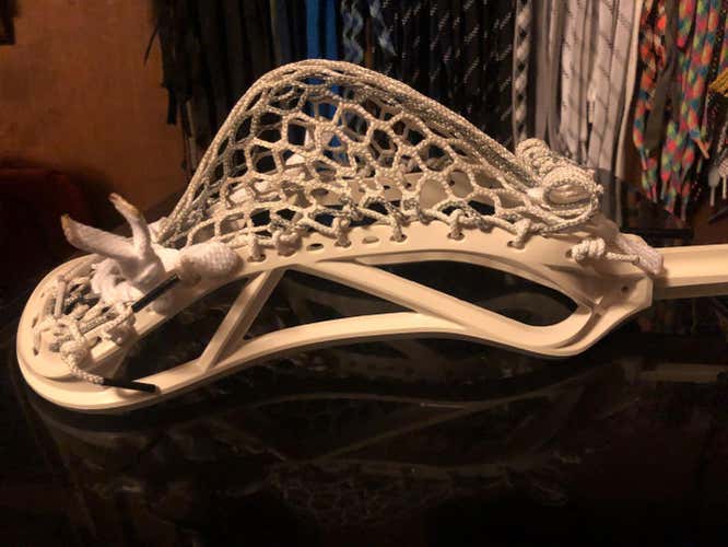 BRAND NEW East Coast Dyes Weapon X Head Strung with Hero 2.0 Grey Striker Mesh & Hero White Strings