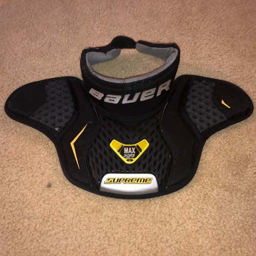 Bauer Supreme MAXSorb Goalie Neck Guard