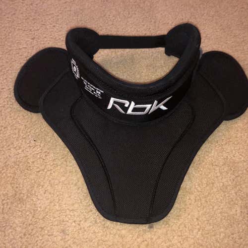 New Reebok Sr Goalie Neck Guard