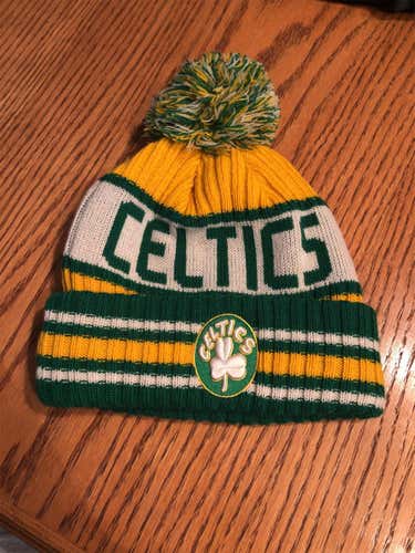 New Hardwood Classics Boston Celtics Winter Hat