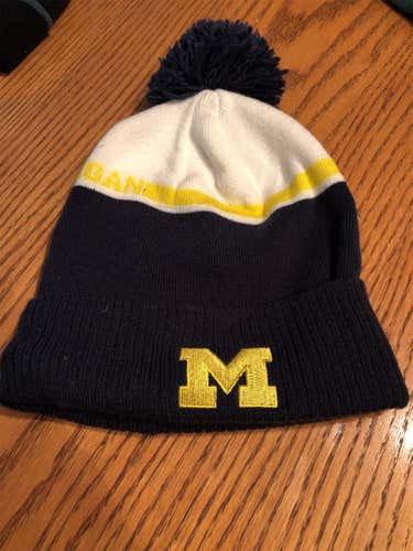 Used Michigan Wolverines Winter Hat