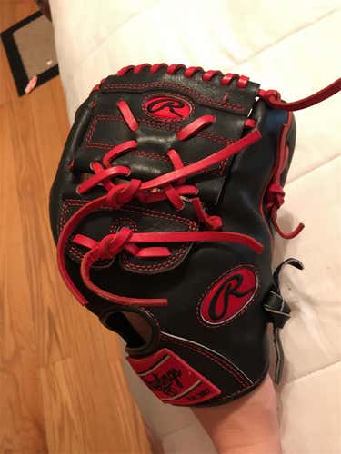 Heart of the Hide Baseball Glove