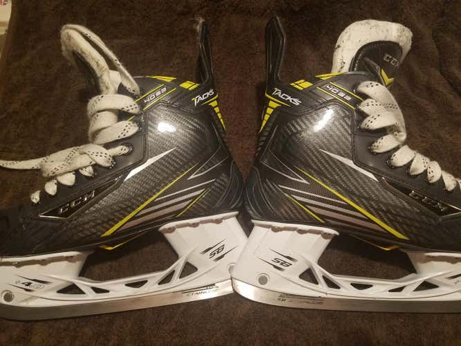 CCM Tacks 4092 Hockey Skates Senior Size 7.5 EE