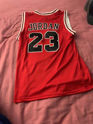 New Bulls Michael Jordan Nike Jersey Youth L