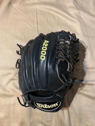 A2000 Baseball Glove
