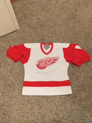 Vintage Red Wings CCM Jersey