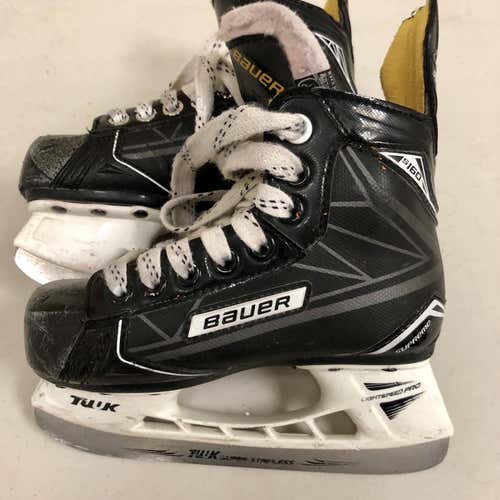 Supreme S160 Hockey Skates Youth Size 11