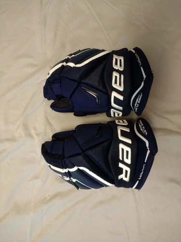 Bauer Vapor APX2 Gloves Senior