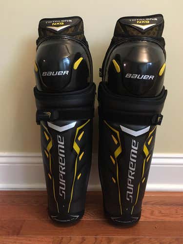 New Supreme TotalOne NXG Shin Pads Senior