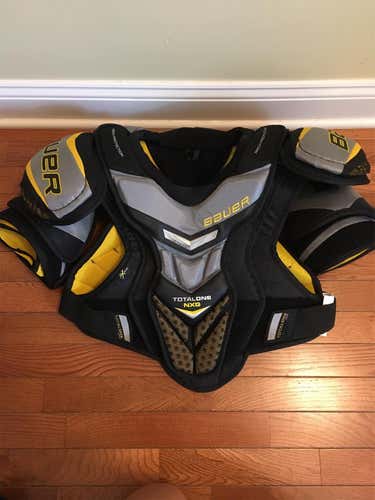 New Supreme TotalOne NXG Shoulder Pads Senior