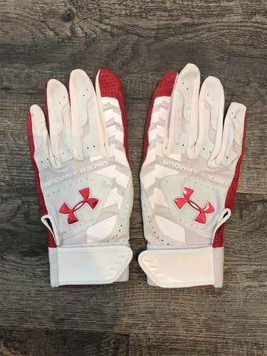 NEW Under Armour Yard Batting Gloves (Adult Medium)