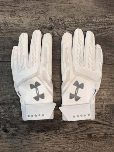 NEW Under Armour Batting Gloves (Adult Medium)
