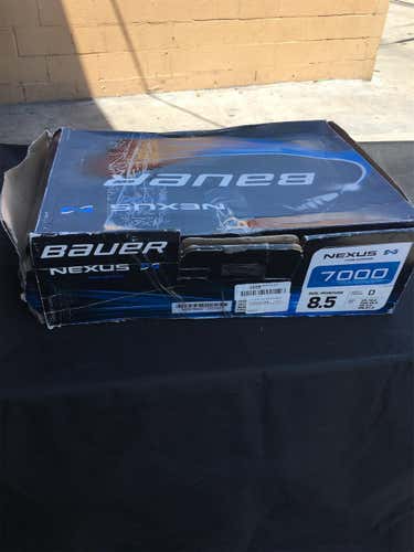 New Nexus 7000 Hockey Skates  Pro Stock Size 8.5