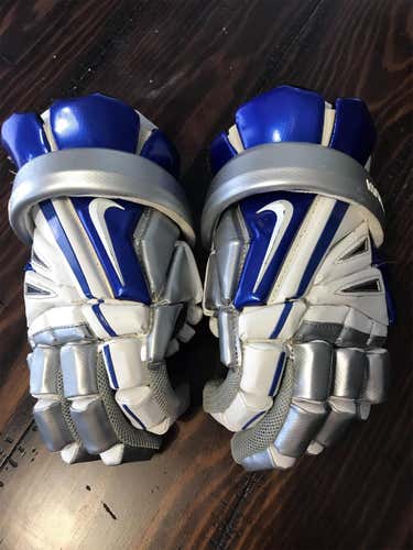 Vapor Elite Lacrosse Gloves