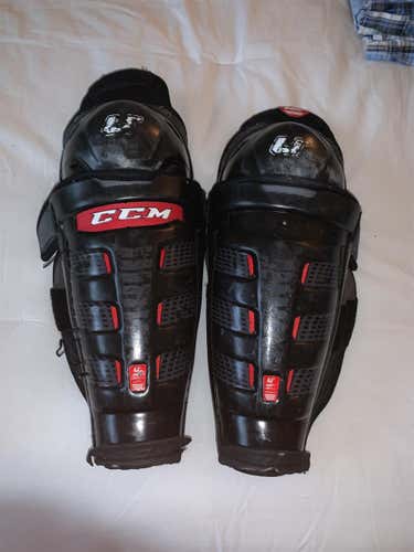 U+ Crazy Light Shin Pads Senior