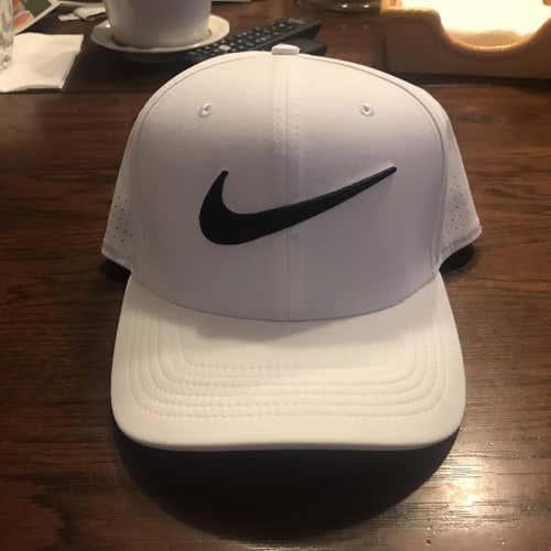 Nike L/XL Classic99 Hat White