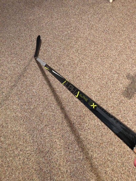 USED Twice Alpha QX Hockey Stick RH 85 Flex Backstrom Curve