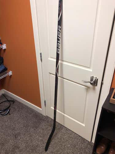 New Vapor 1X Hockey Stick Righty Mid Senior