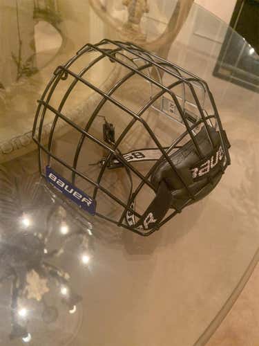 Bauer RBE III i2 Cage Medium
