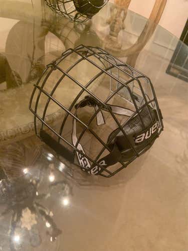 Bauer RBE III i2 Cage Medium
