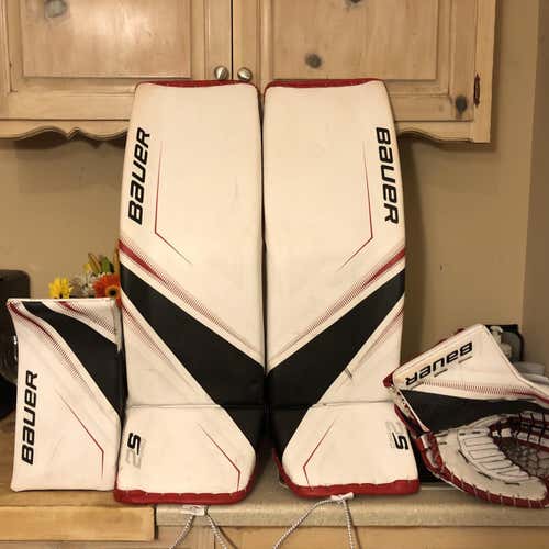 Supreme 2S Pro Goalie Leg Pads Senior Pro Stock