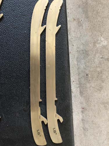 LS4 Size 263