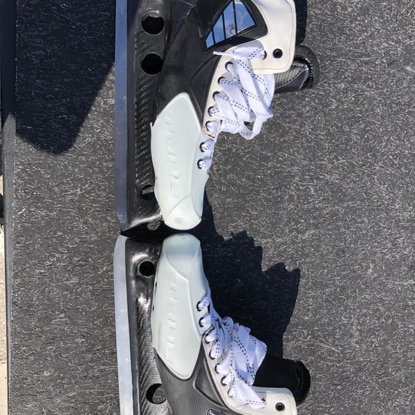 New True Hockey Goalie Skates Senior Size 11