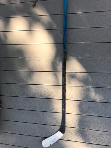Bauer Nexus 2N Pro Hockey Stick Righty Toe Senior