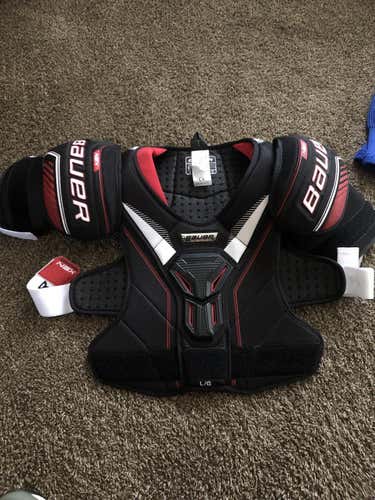 Bauer NSX Shoulder Pads Senior