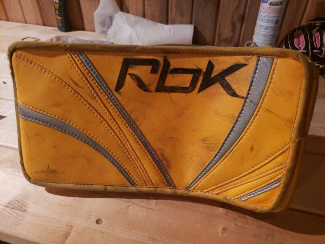 Reebok Premier series Pro Goalie Glove & Blocker Regular Senior