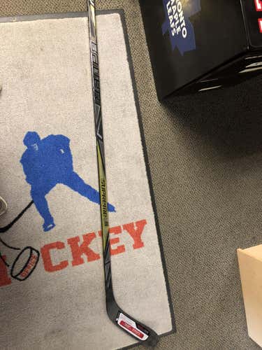 New Bauer Supreme 1S Hockey Stick Lefty Unknown Senior