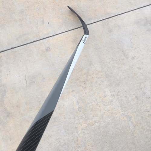 Easton V3 Hockey Stick 85 Flex Righty Mid Senior