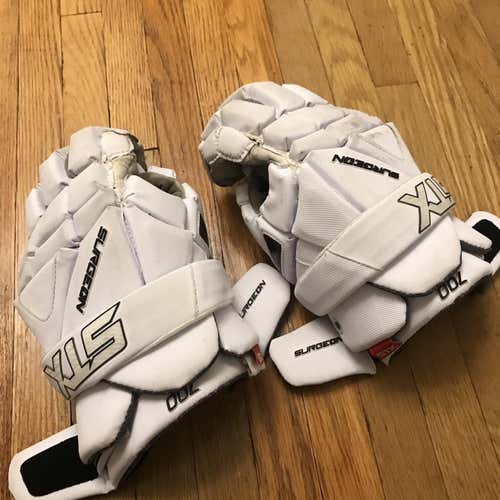 Surgeon 700 Lacrosse Gloves