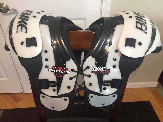 Shoulder Pads Bike Venom Rattler