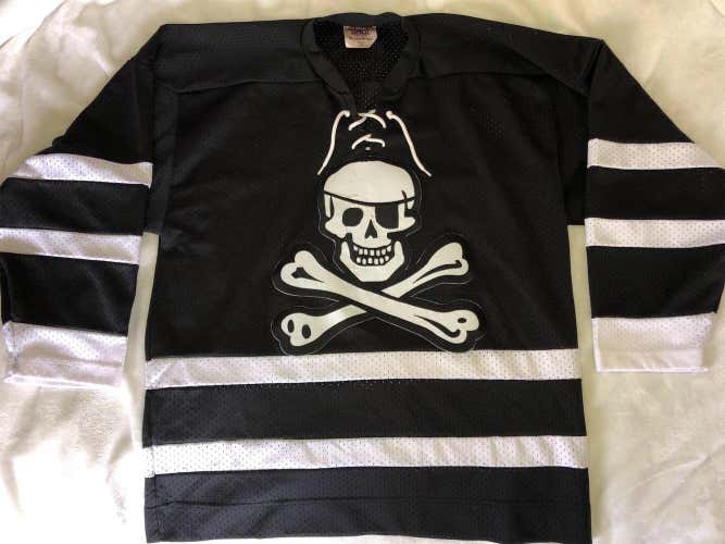 SKULL & CROSS BONES Hockey Jersey
