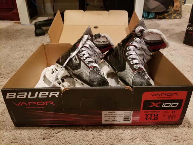 Bauer Vapor X100 Hockey Skates Youth Size 11