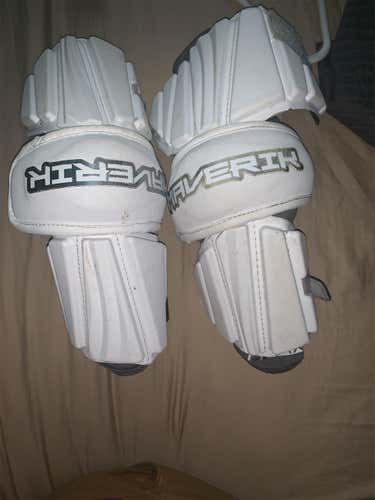 Max Arm Pads Size Medium